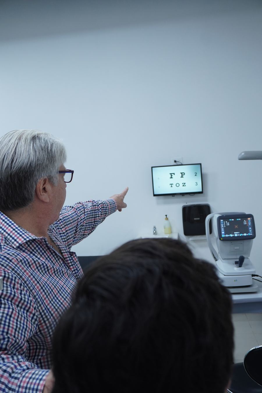 Examen visual personalizado en Óptica Lux